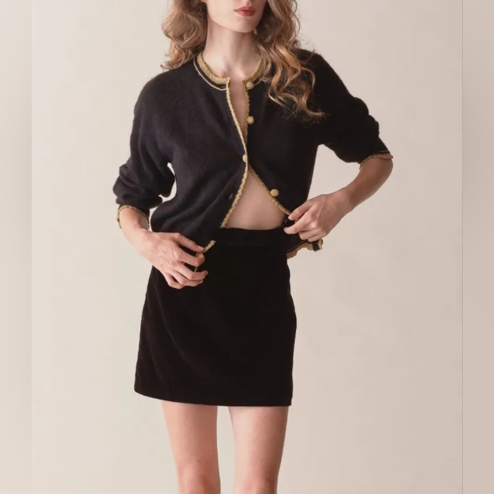 Doen Nathalia Black Cardigan with Gold Trim